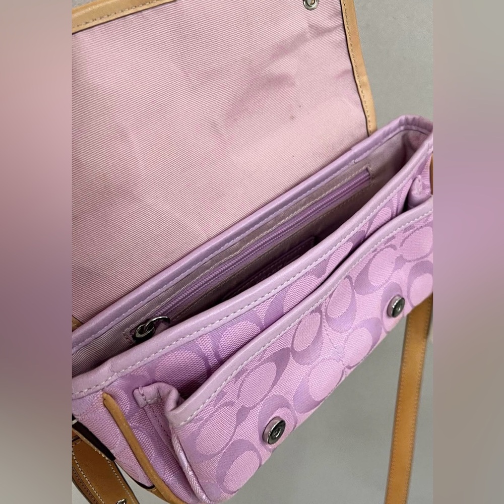 Authentic Vintage Coach Pink Shoulder Bag-Good Used Condition - Picture 9 of 11
